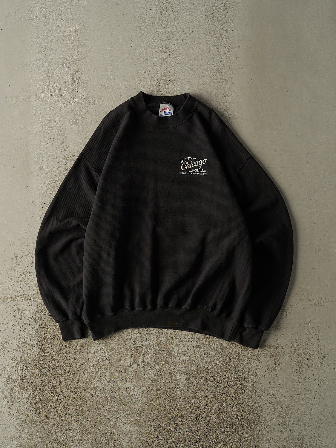Vintage 80s Black Chicago Embroidered Crewneck (L/XL)