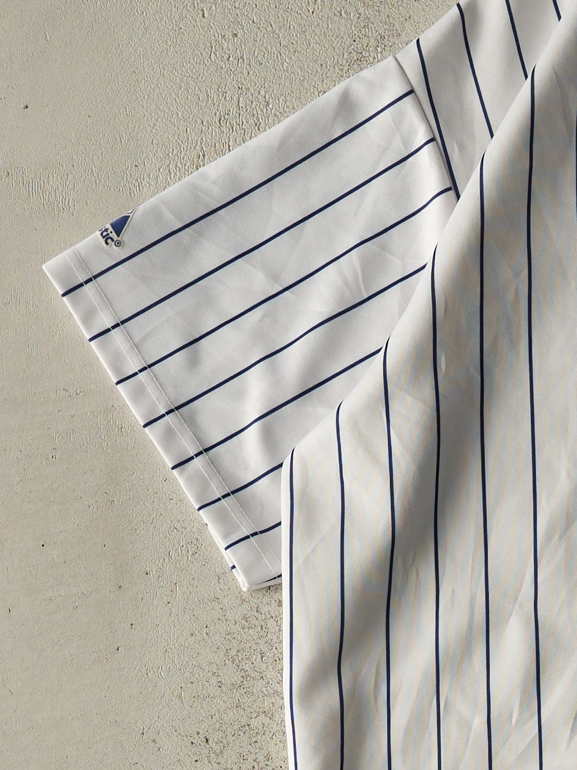 Vintage 90s White Chicago Cubs Baseball Pinstripe Jersey (L/XL)