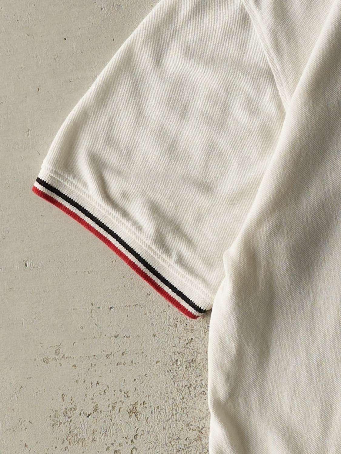 Vintage Y2K White Manchester United Polo Tee (S/M)