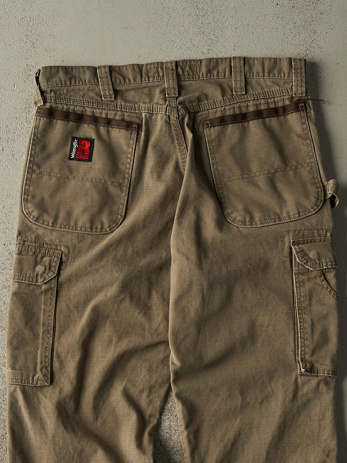Vintage Y2K Green Wrangler Riggs Double Knee Utility Cargo Pants (34x30.5)