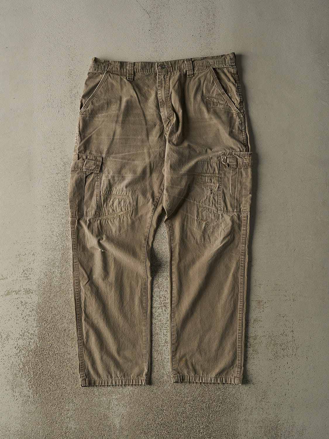 Vintage 90s Beige Wrangler Cargo Pants (36x31.5)