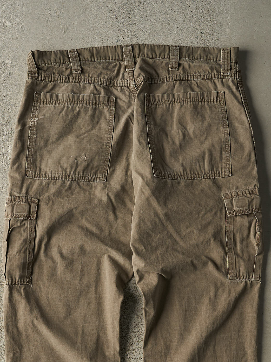 Vintage 90s Beige Wrangler Cargo Pants (36x31.5)