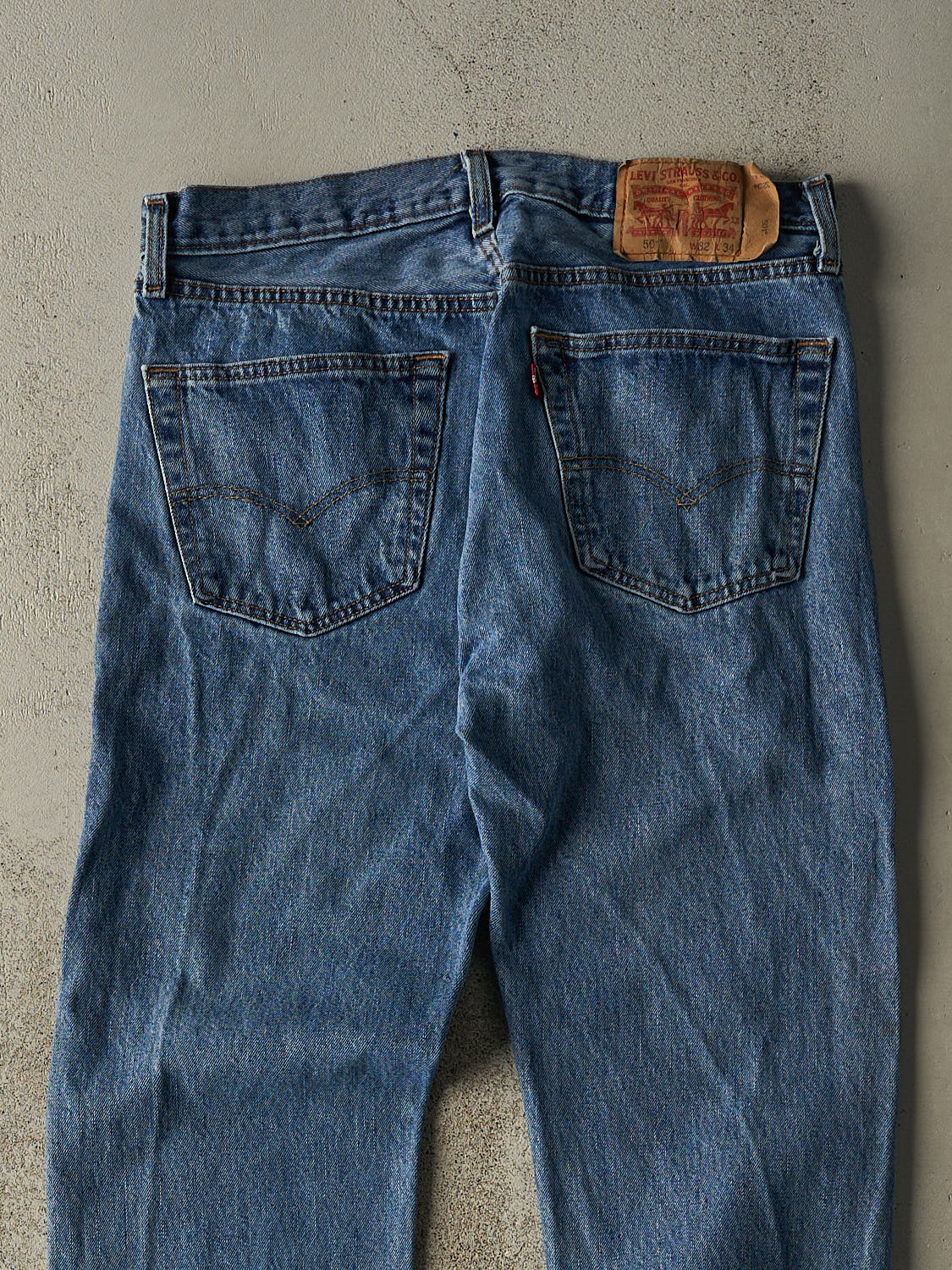 Vintage Y2K Mid Wash Levi's 501 Jeans (32x33.5)