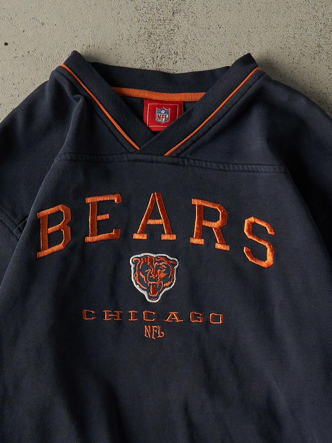 Vintage 90s Navy Blue Chicago Bears Embroidered Crewneck (M/L)