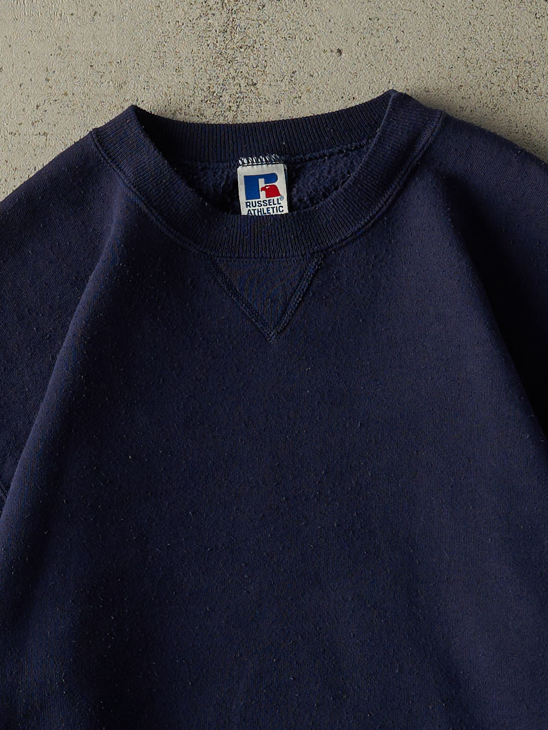 Vintage 90s Navy Blue Russell Athletic Blank Crewneck (M/L)