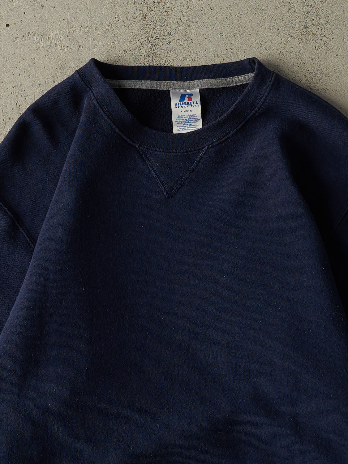 Vintage Y2K Navy Blue Russell Athletic Blank Crewneck (L)