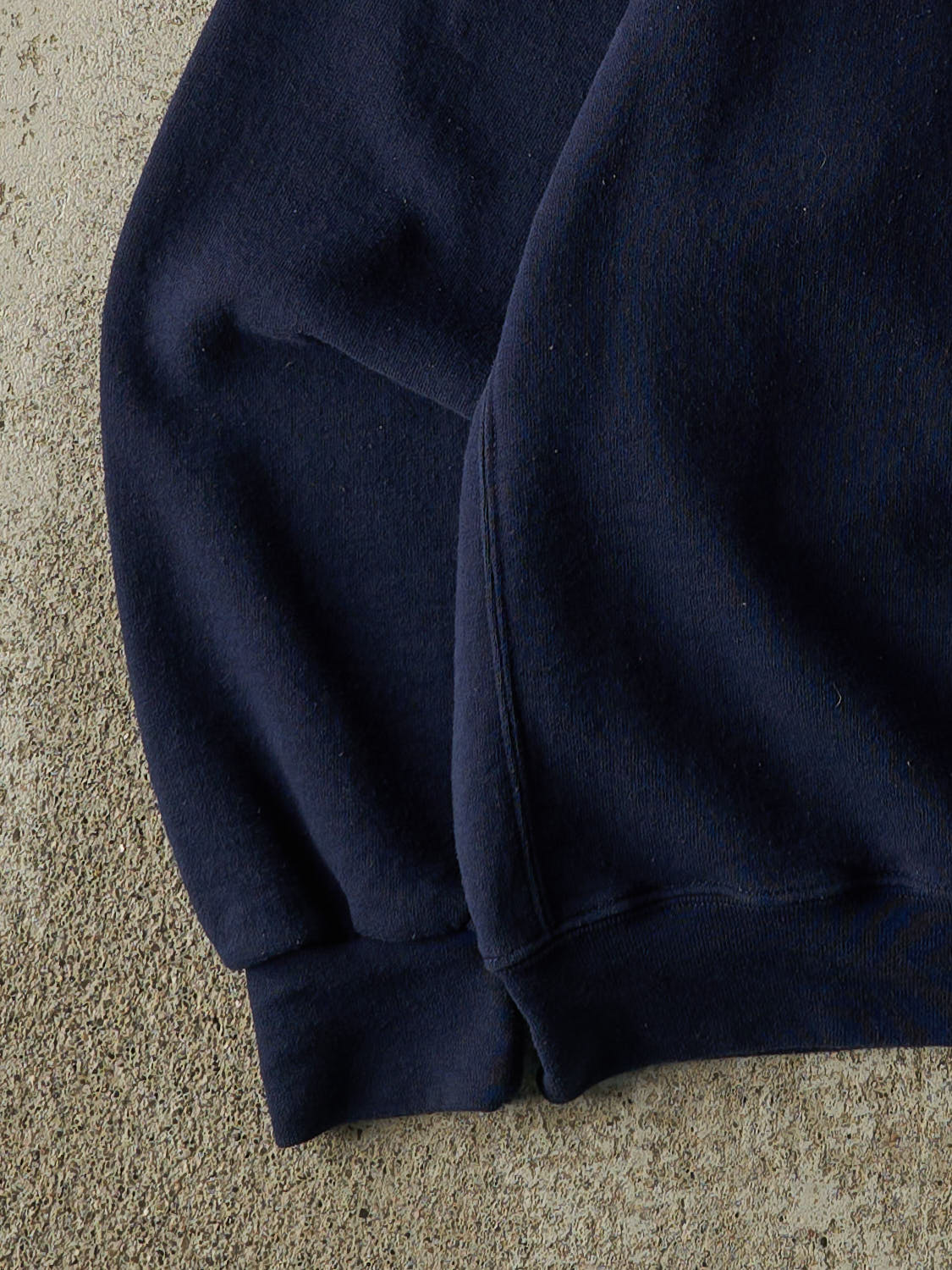 Vintage Y2K Navy Blue Russell Athletic Blank Crewneck (L)