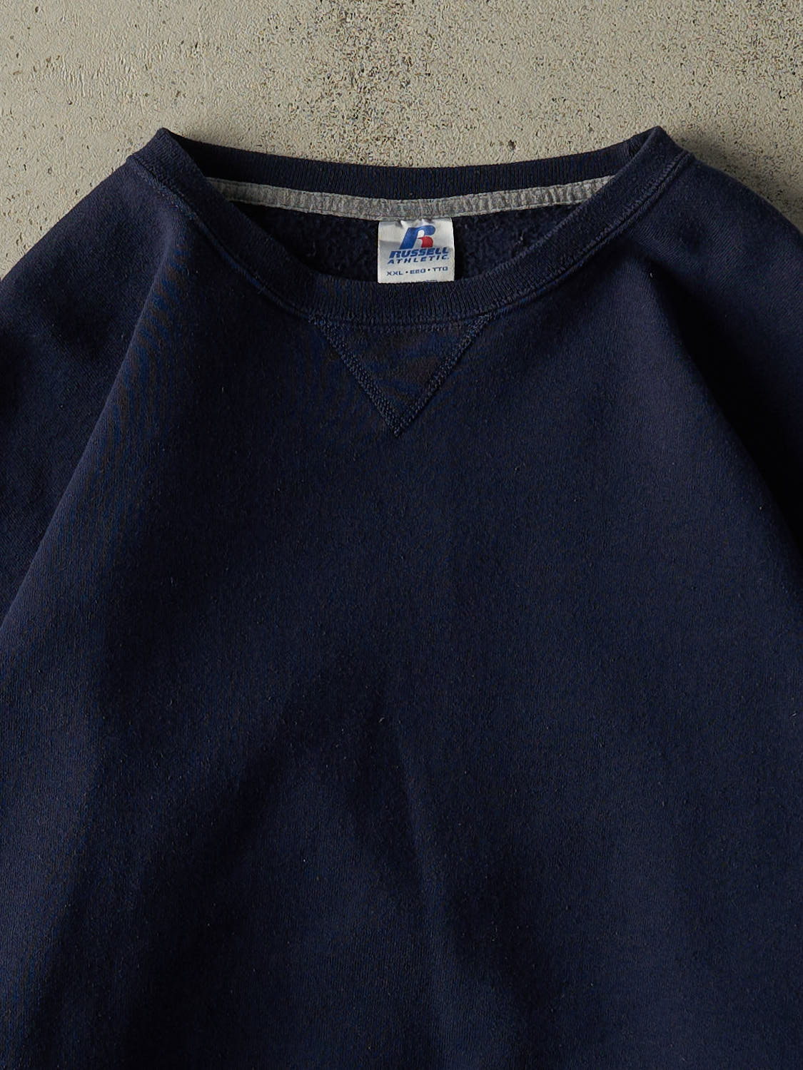 Vintage Y2K Navy Blue Russell Athletic Blank Crewneck (XXL)