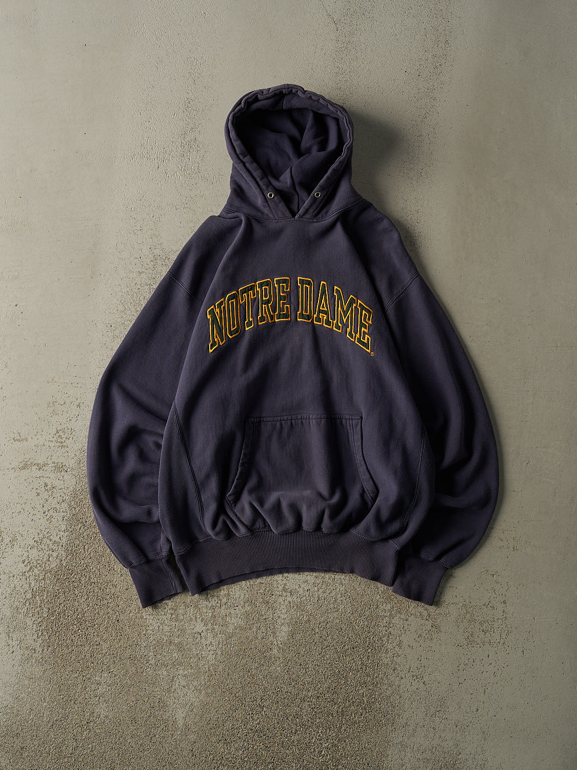 Vintage 90s Navy Blue University of Notre Dame Embroidered Hoodie (L/XL)
