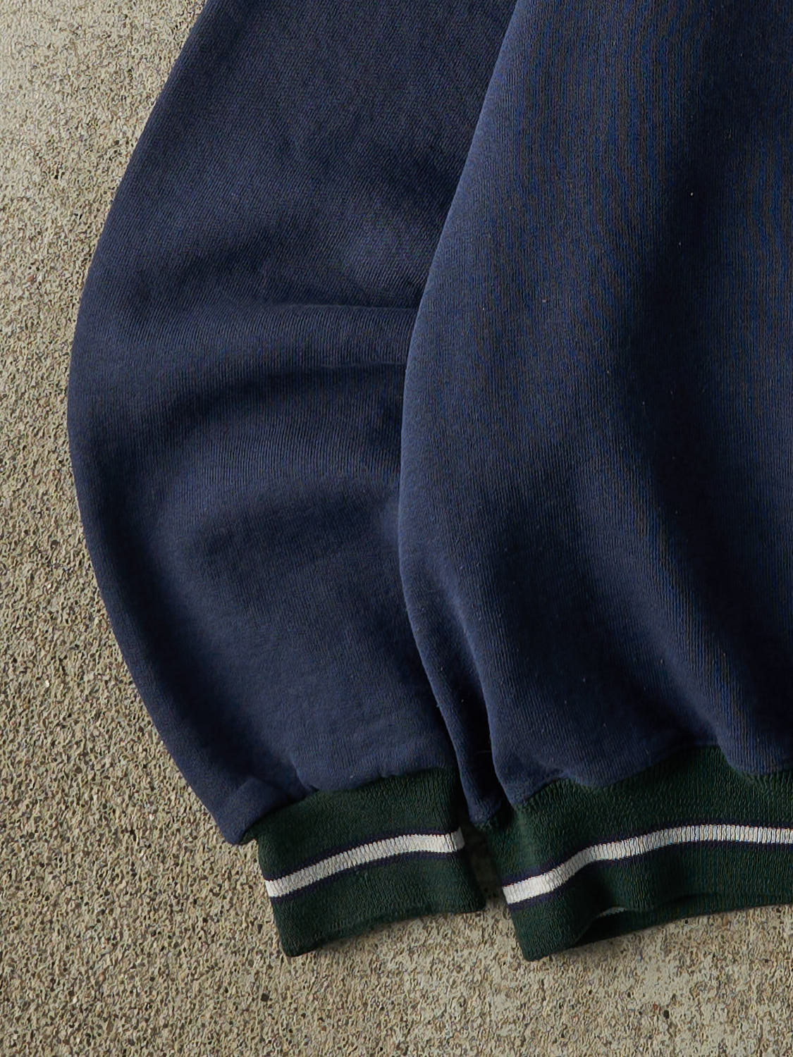 Vintage 90s Navy Blue Wilson Embroidered Crewneck (S/M)
