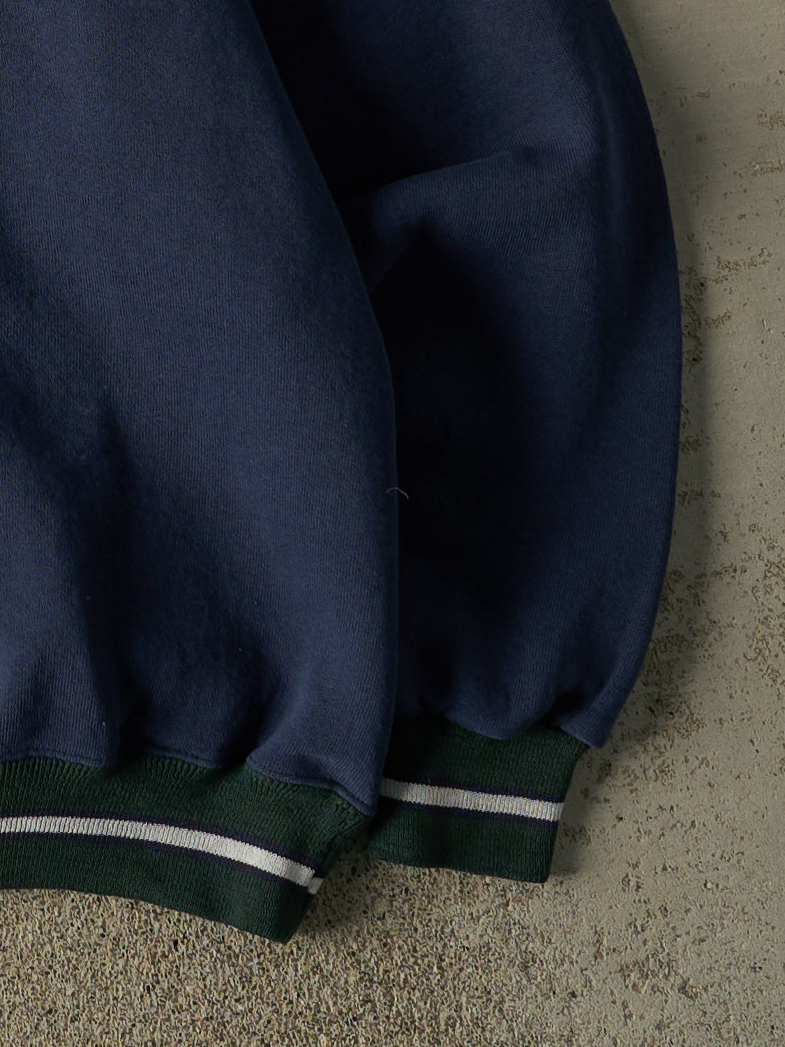 Vintage 90s Navy Blue Wilson Embroidered Crewneck (S/M)