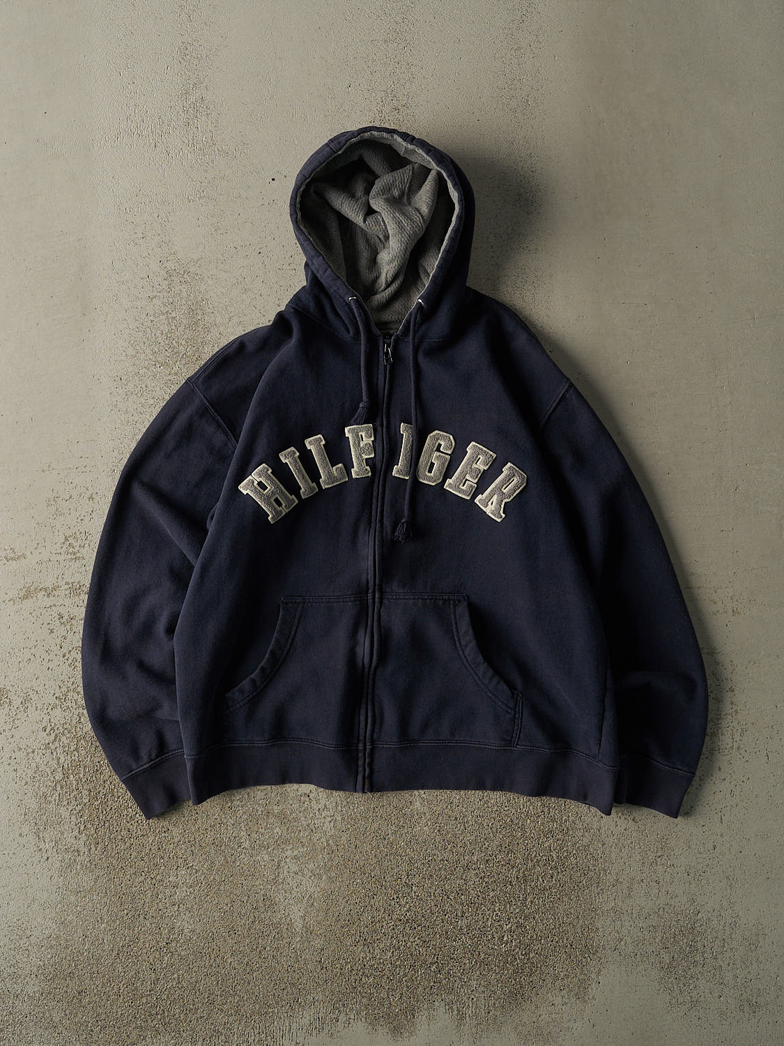 Vintage 90s Navy Blue Tommy Hilfiger Embroidered Zip Up Hoodie (L)