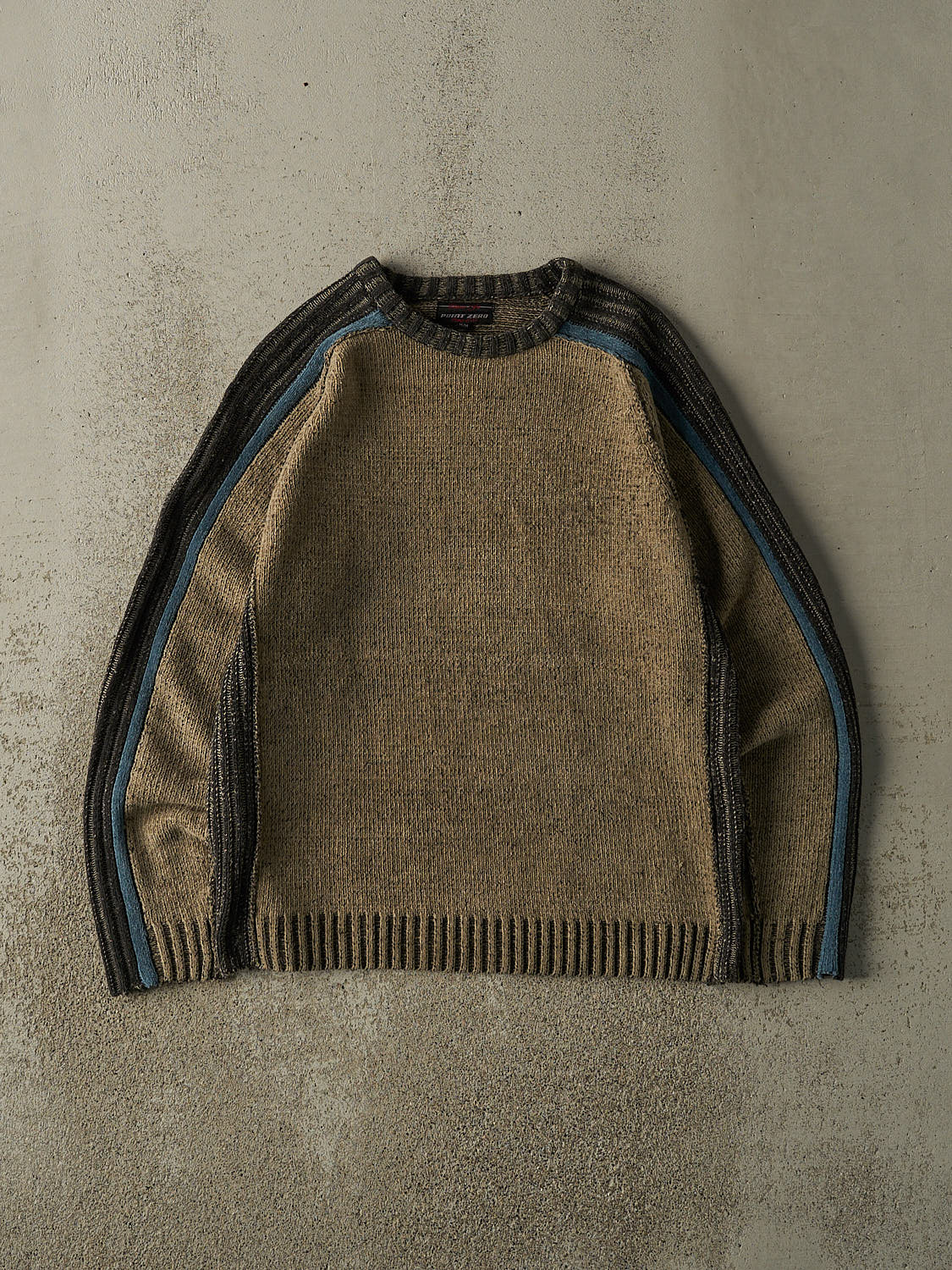 Vintage Y2K Beige & Blue Point Zero Knit Pullover (M)