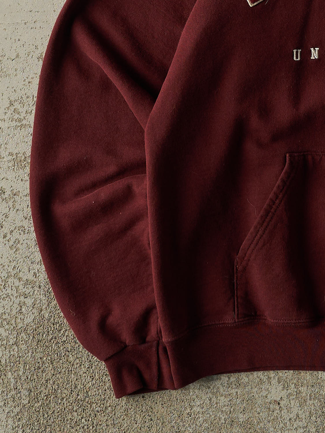 Vintage Y2K Burgundy Harvard University Embroidered Hoodie (S/M)