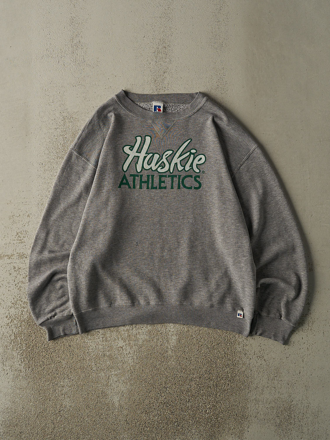 Vintage 90s Grey Huskie Athletics Russell Athletic Crewneck (L)