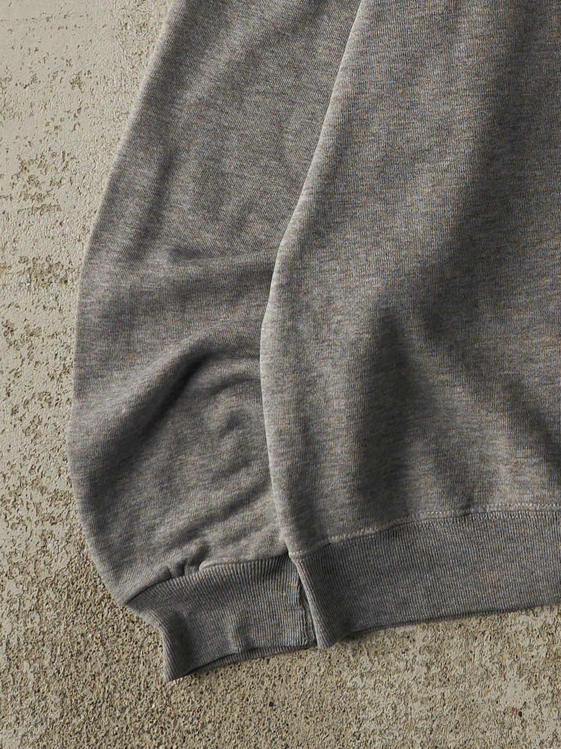Vintage 90s Grey Huskie Athletics Russell Athletic Crewneck (L)