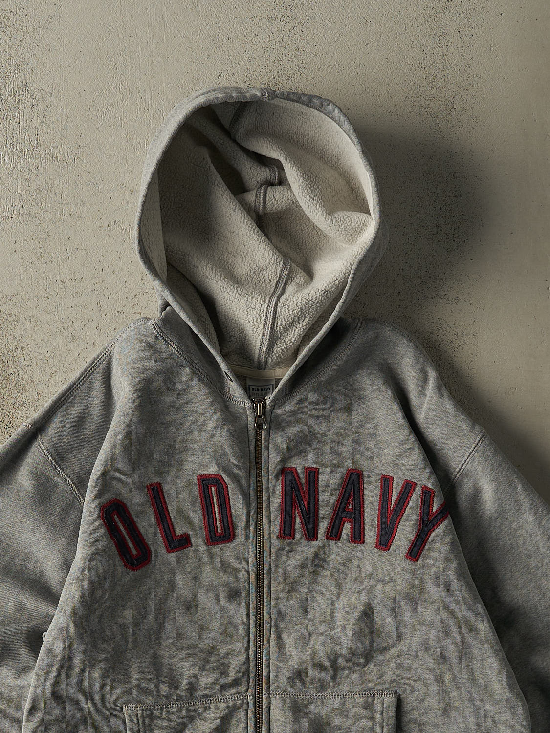 Vintage Y2K Grey Old Navy Embroidered Zip Up Hoodie (M)