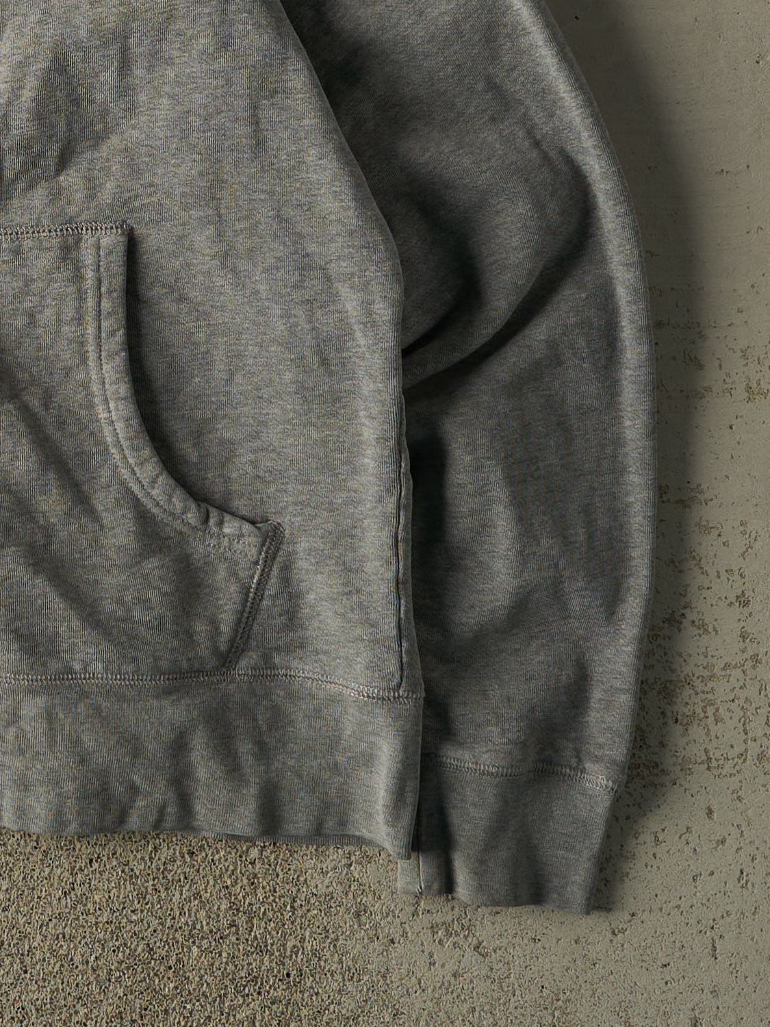 Vintage Y2K Grey Old Navy Embroidered Zip Up Hoodie (M)