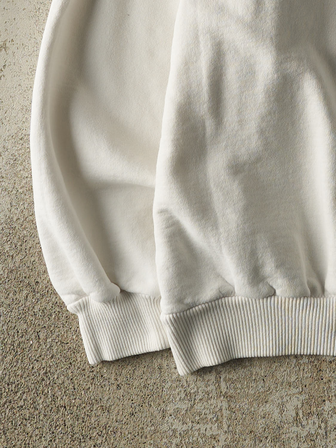 Vintage 90s White Blank Crewneck (L)