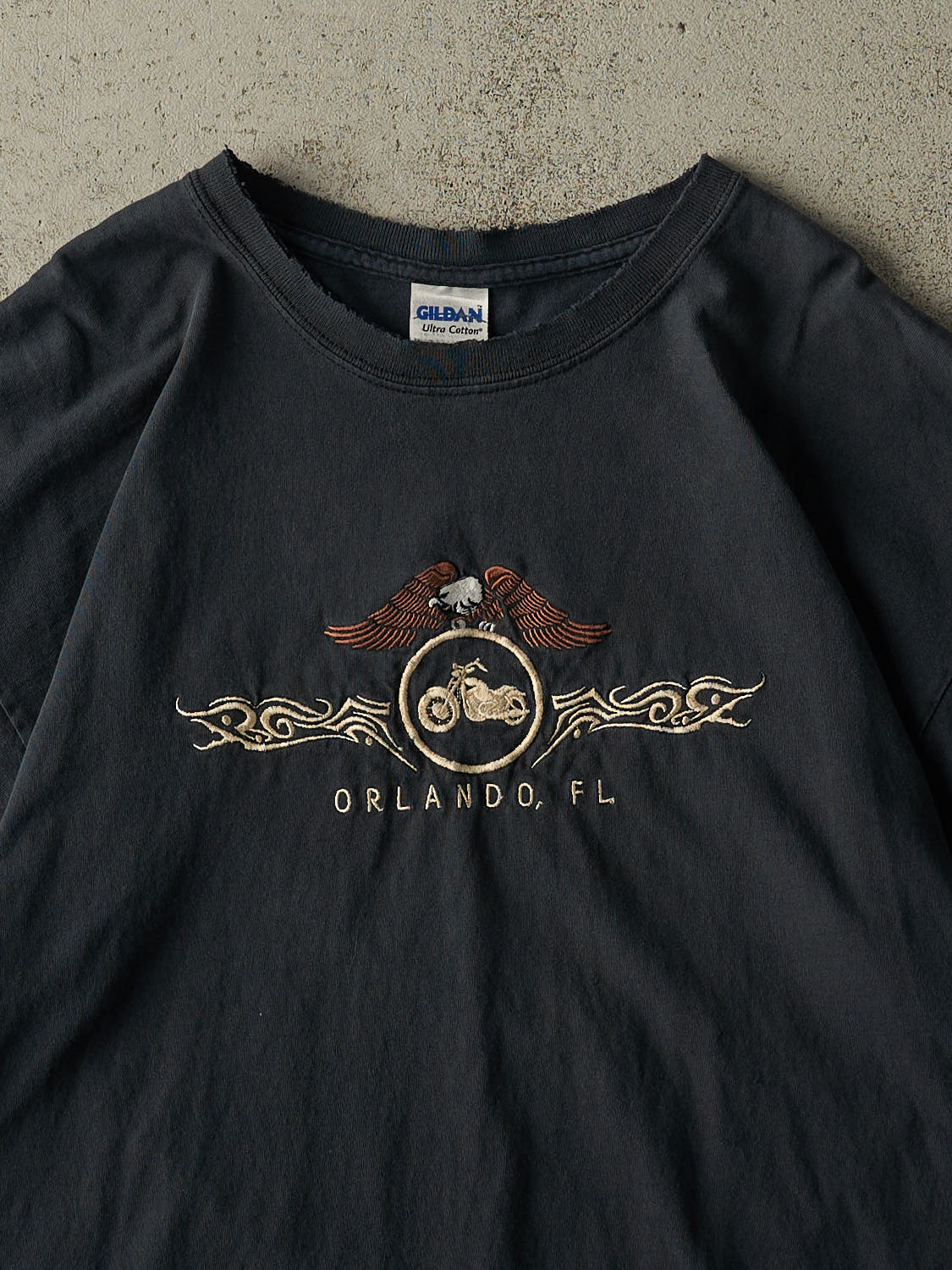 Vintage Y2K Faded Black Orlando Florida Embroidered Tee (L/XL)