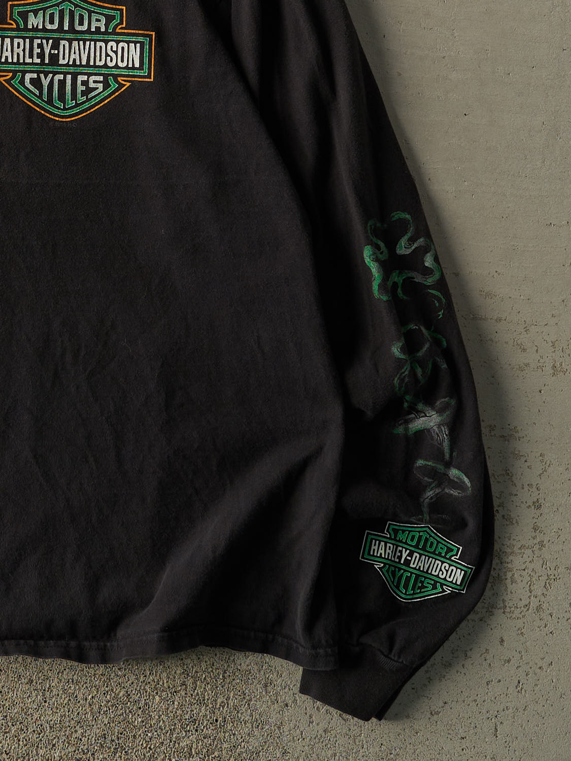 15' Black Harley Davidson Chilliwack BC Long Sleeve (L/XL)