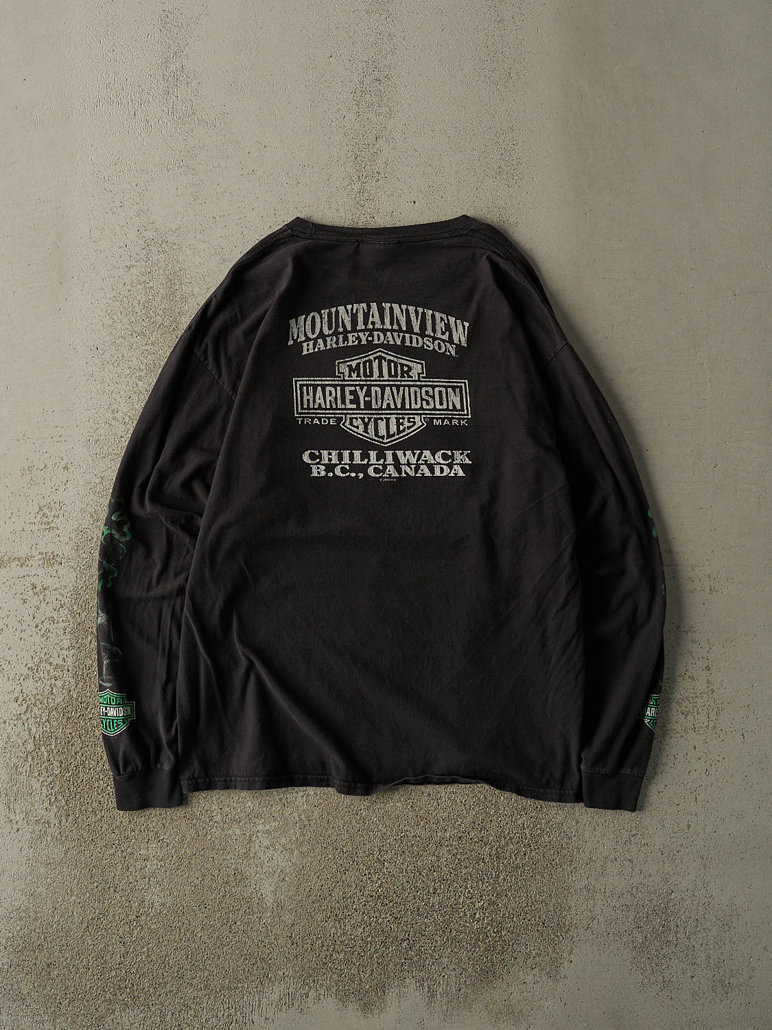 15' Black Harley Davidson Chilliwack BC Long Sleeve (L/XL)
