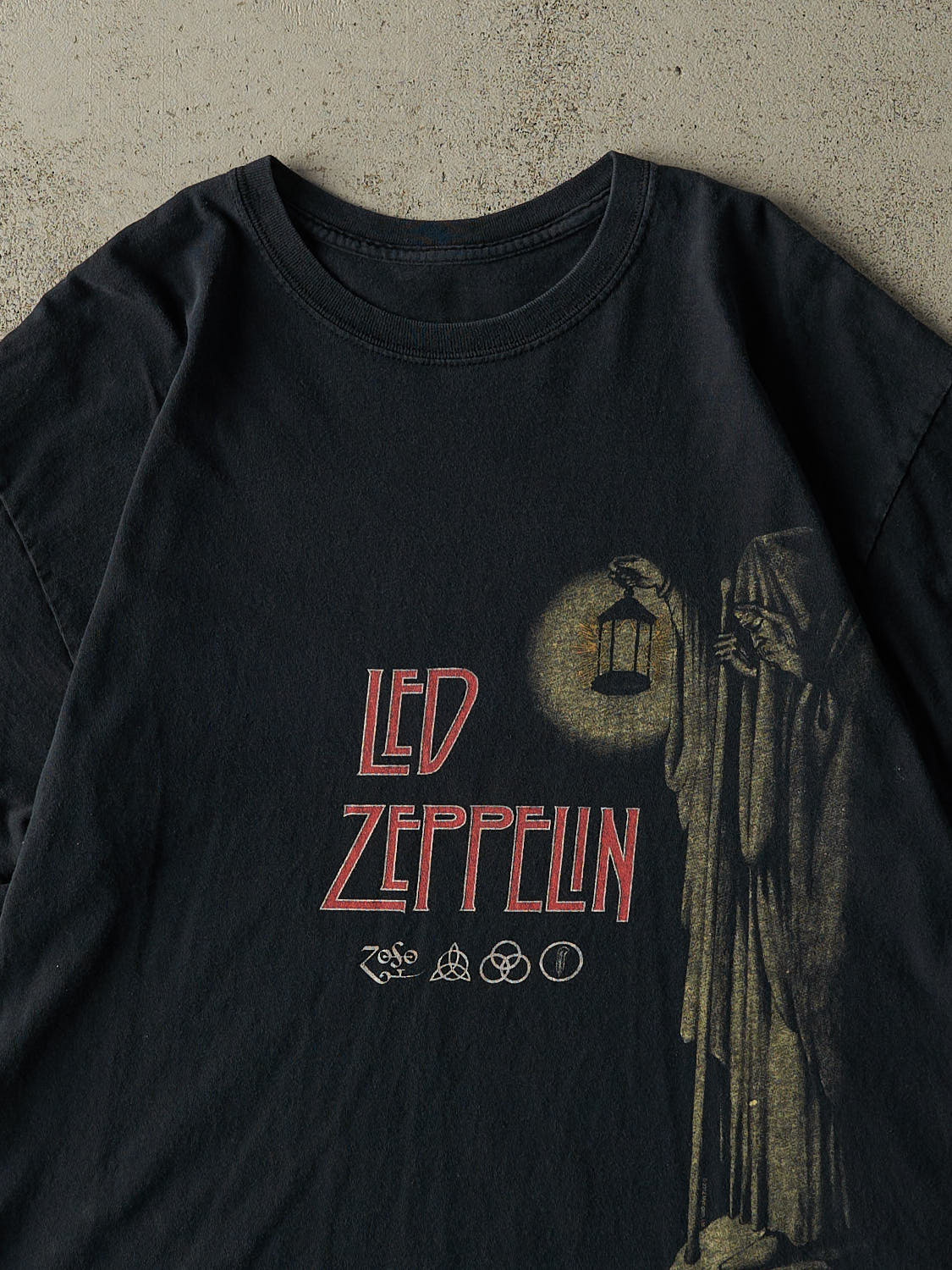 Vintage 12' Black Led Zeppelin Tee (L)