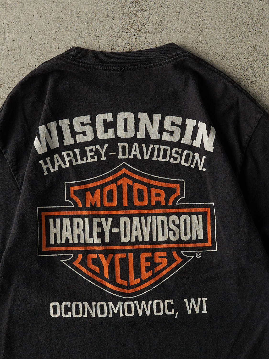 15' Black Harley Davidson Wisconsin Tee (S/M)