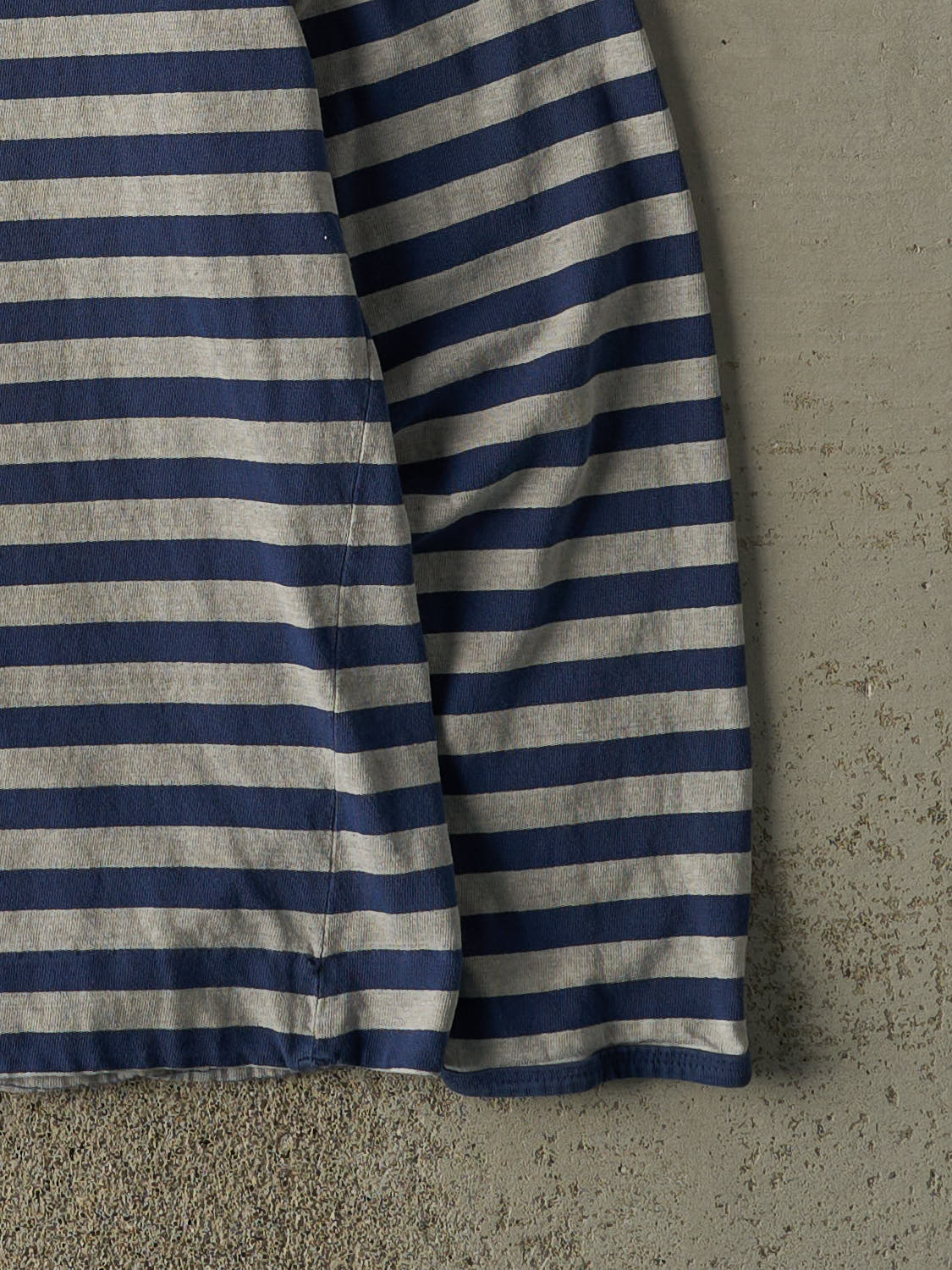 Vintage 90s Navy Blue & Grey Gap Striped Long Sleeve (M)