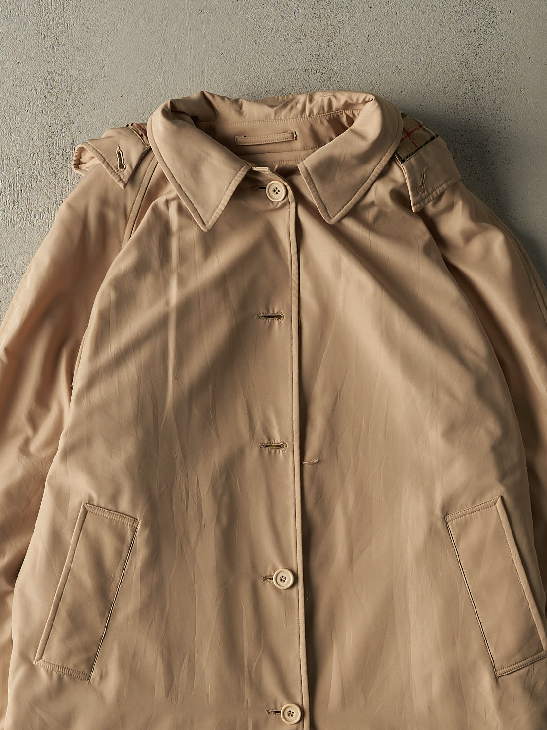 Vintage 90s Beige Burberry Trench Coat (M/L)