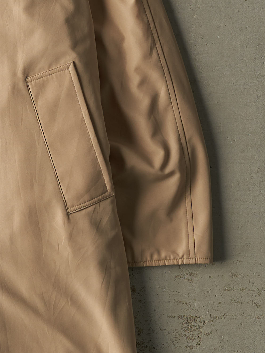 Vintage 90s Beige Burberry Trench Coat (M/L)
