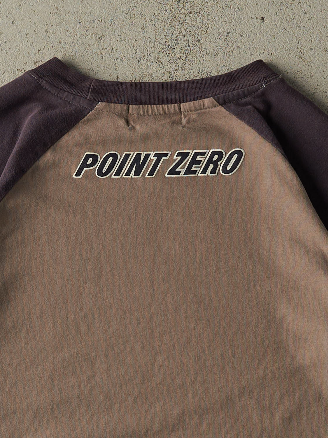 Vintage 90s Beige & Navy Point Zero Tee (L/XL)