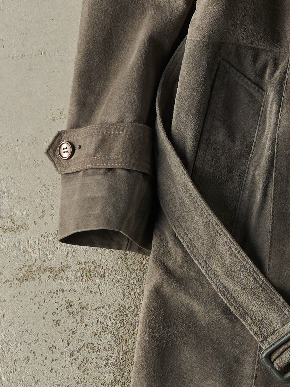 Vintage 90s Grey Suede Trench Coat (L/XL)
