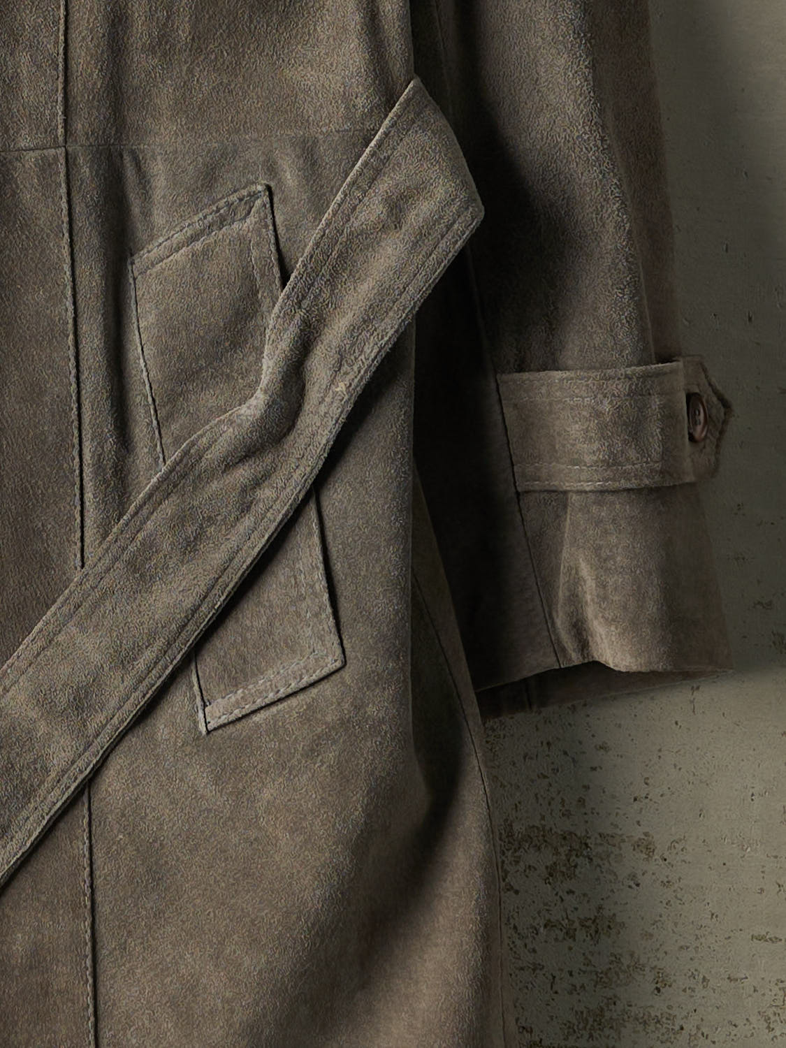 Vintage 90s Grey Suede Trench Coat (L/XL)