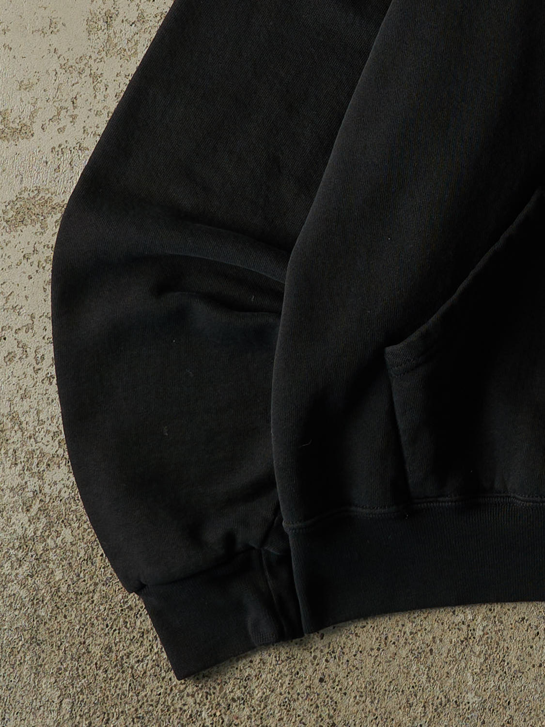 Vintage 90s Black Russell Athletic Bobcats Embroidered Hoodie (M/L)