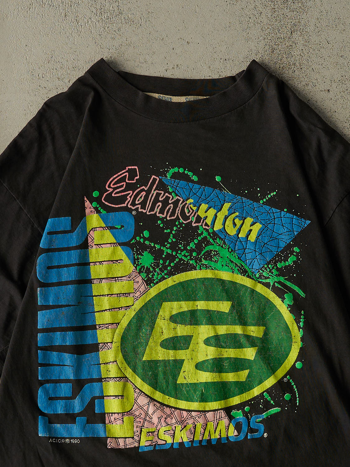 Vintage 90' Faded Black Edmonton Eskimos Single Stitch Tee (L/XL)