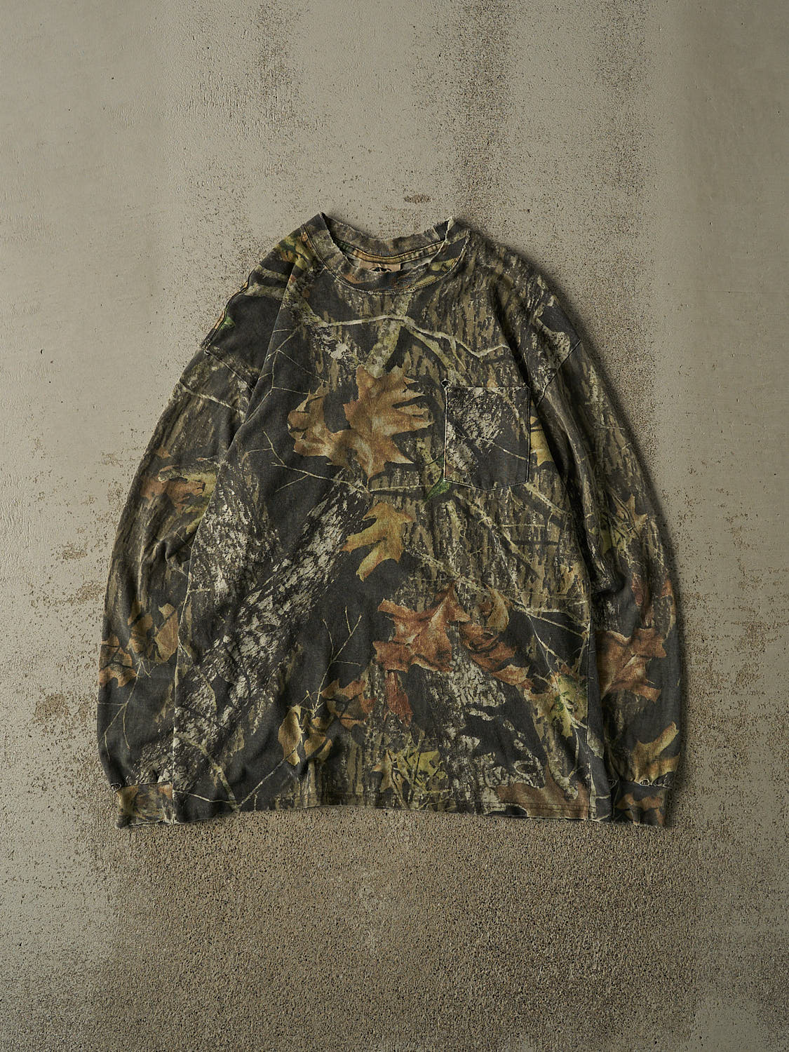 Vintage 90s Camo Mossy Oak Pocket Long Sleeve (L)