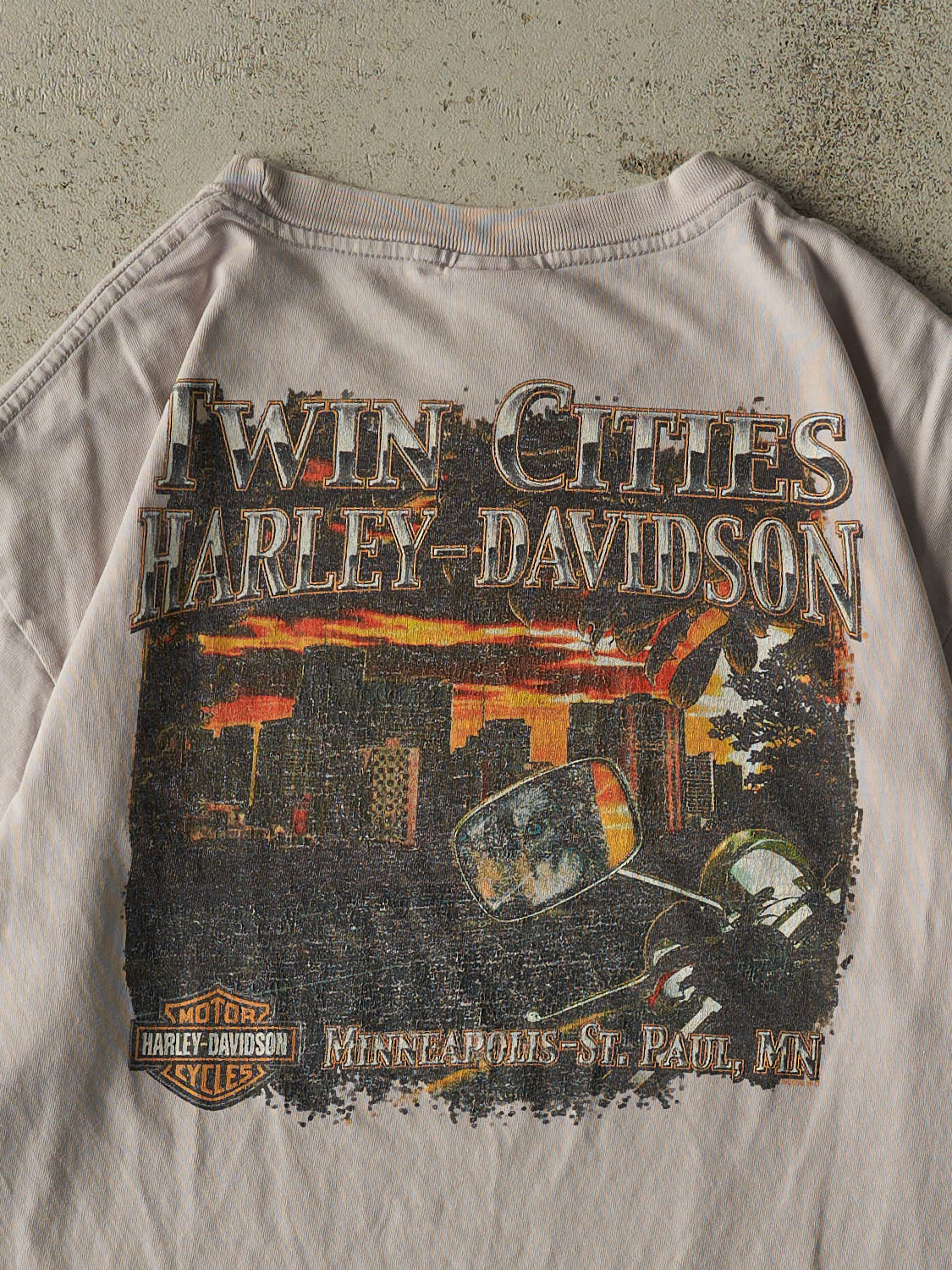 Vintage 05' Beige Harley Davidson St Paul MN Tee (L/XL)