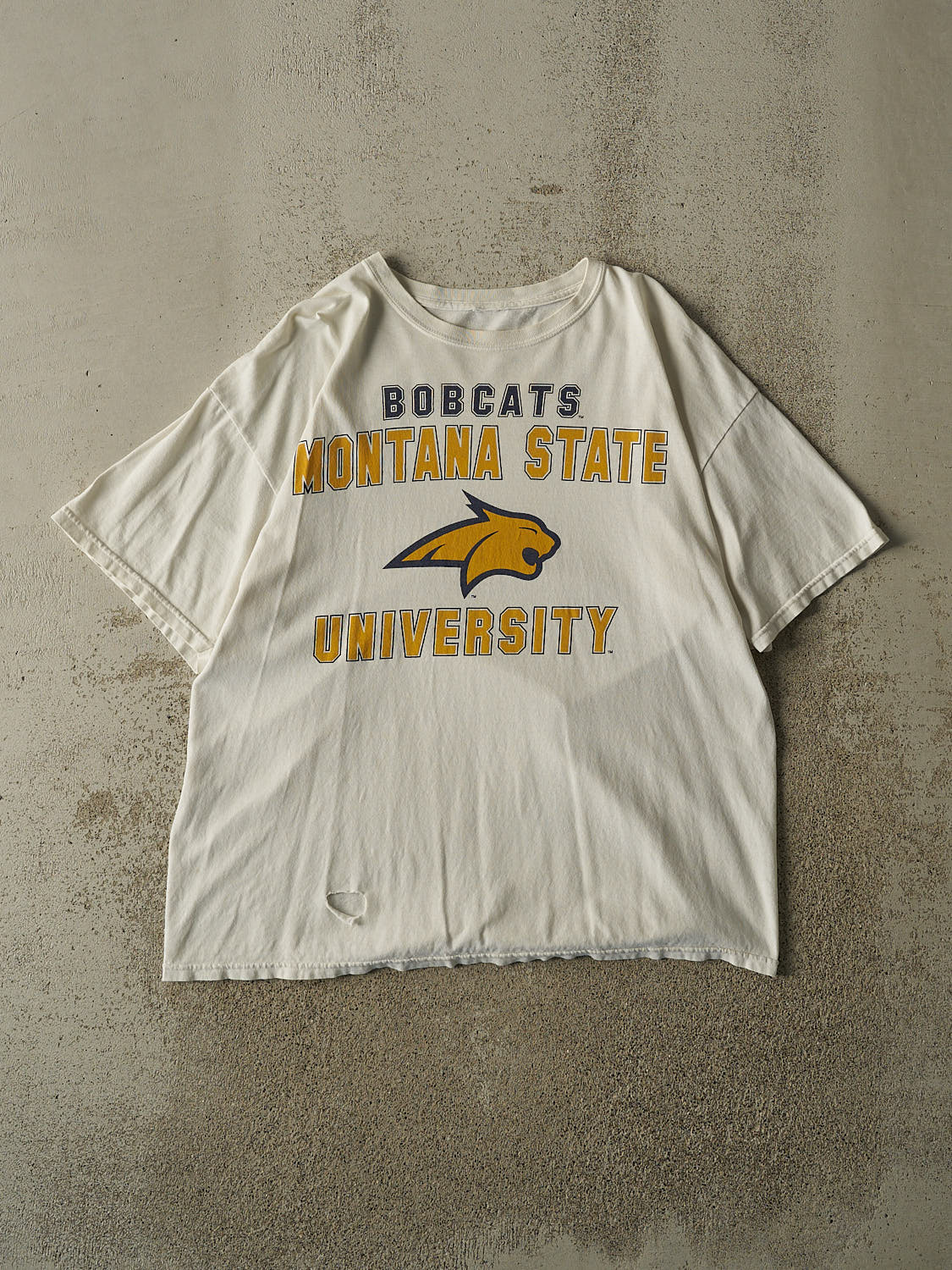 Vintage Y2K White Montana State University Bobcats Tee (L/XL)