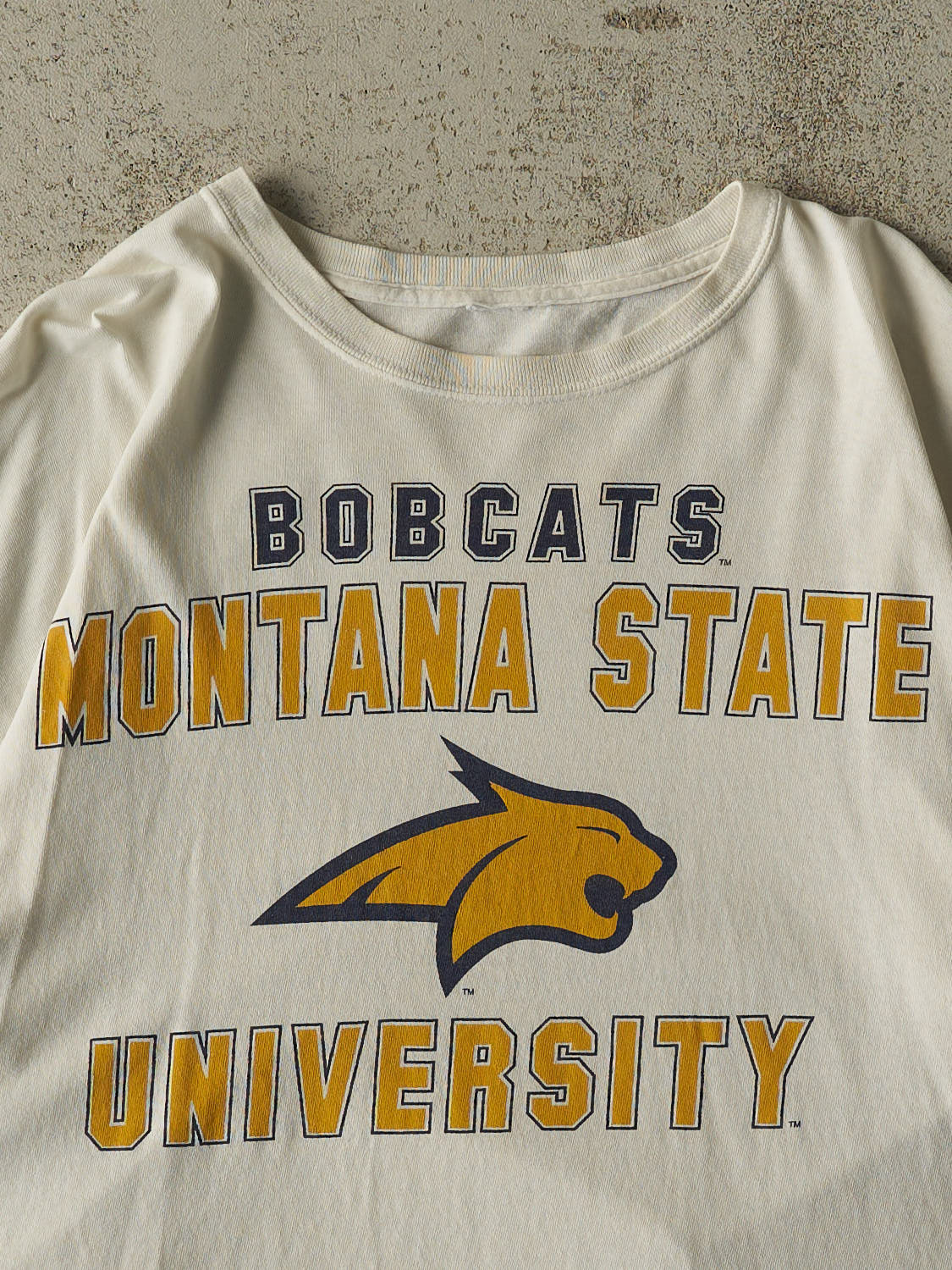 Vintage Y2K White Montana State University Bobcats Tee (L/XL)