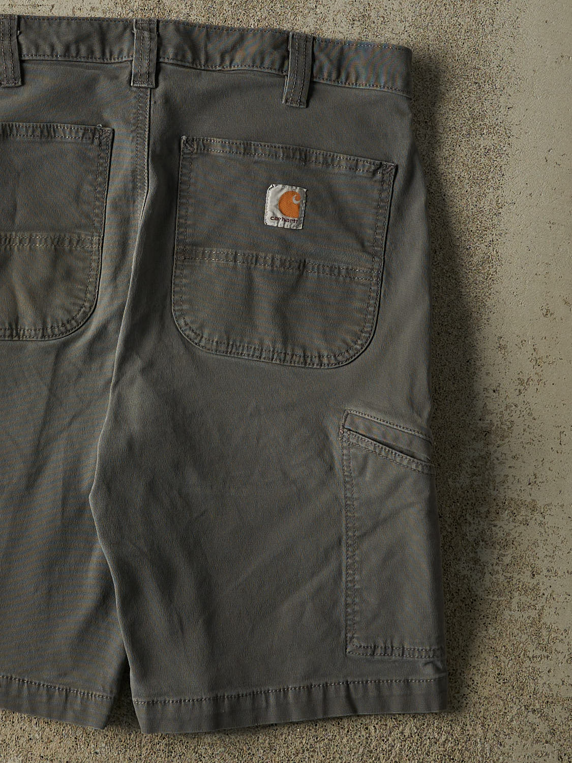 Vintage Y2K Grey Carhartt Work Shorts (32x9.5)