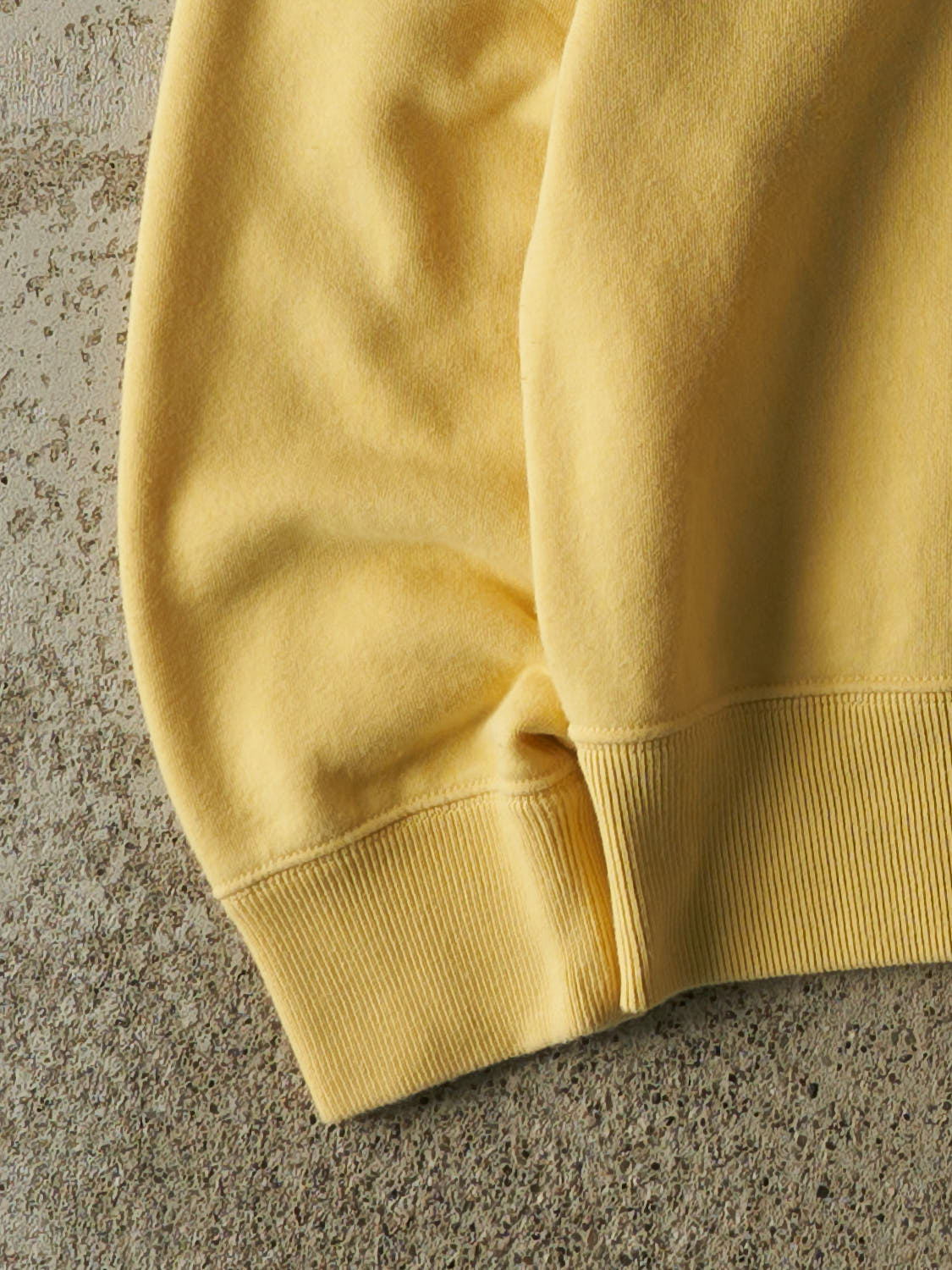 Vintage Y2K Yellow Polo Bear Crewneck (M/L)