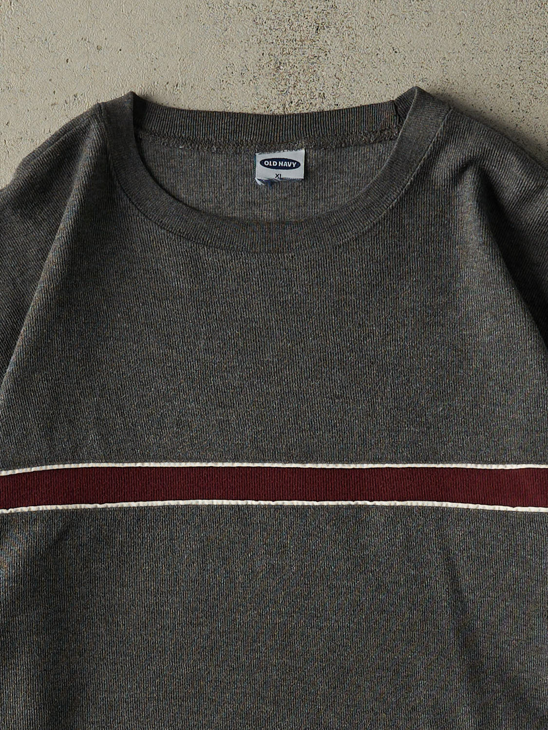Vintage Y2K Charcoal Grey & Red Old Navy Striped Knit (L/XL)
