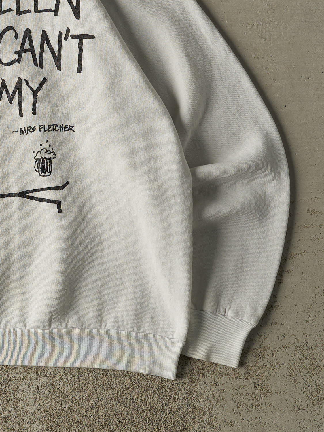 Vintage 80s White "I've Fallen and I Can't Reach My Beer" Slogan Crewneck (M)