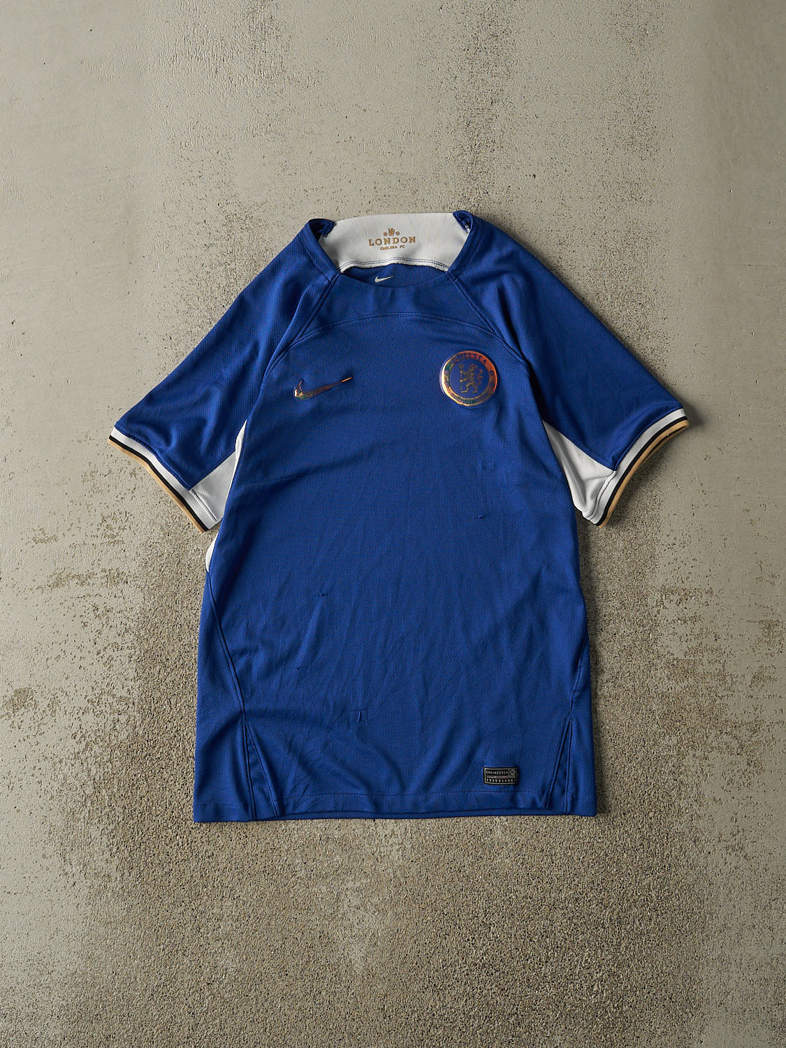 Vintage Y2K Blue Nike Chelsea Soccer Jersey (S/M)