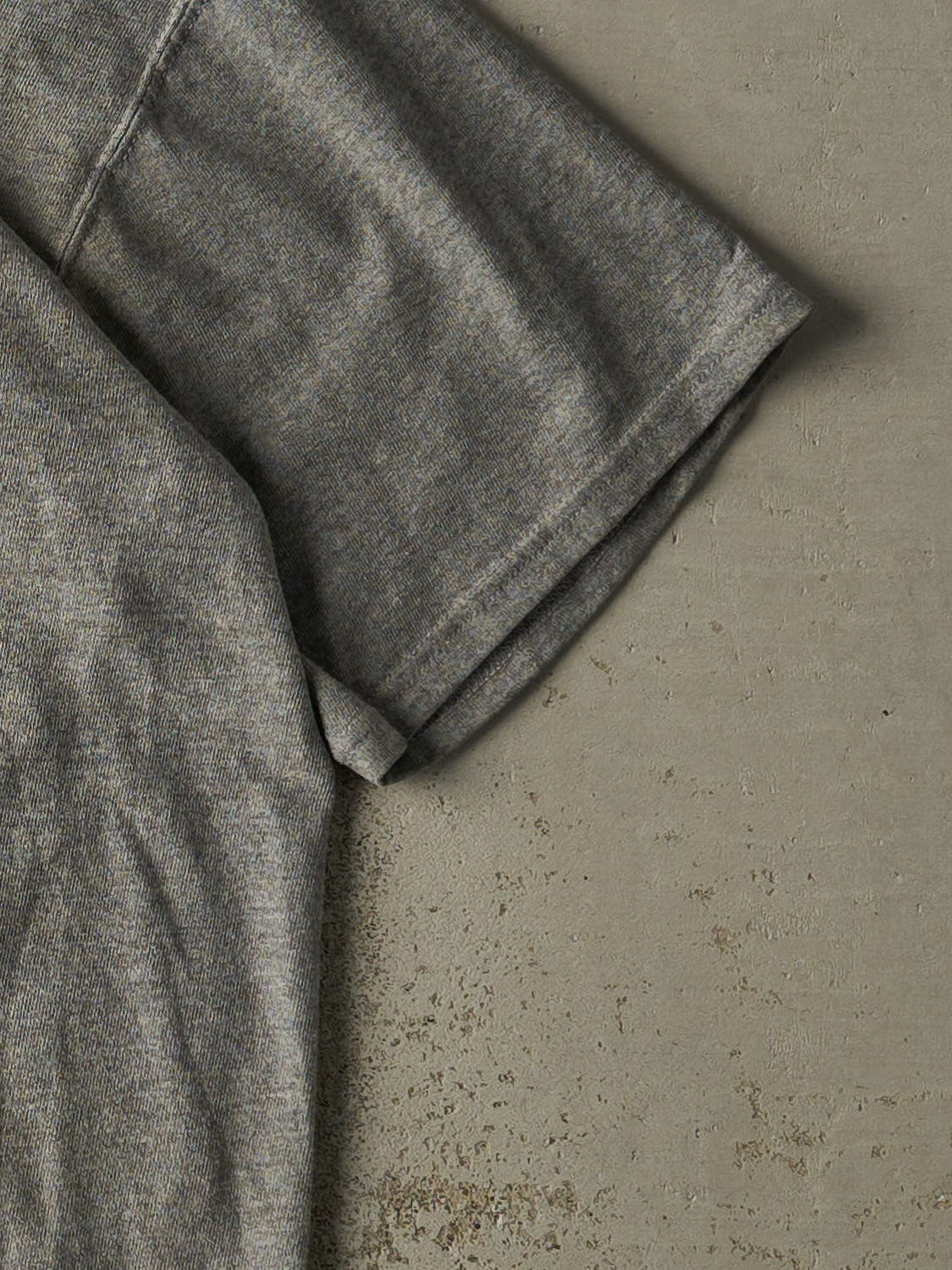 Vintage Y2K Grey Russell Athletic Blank Tee (XL/XXL)