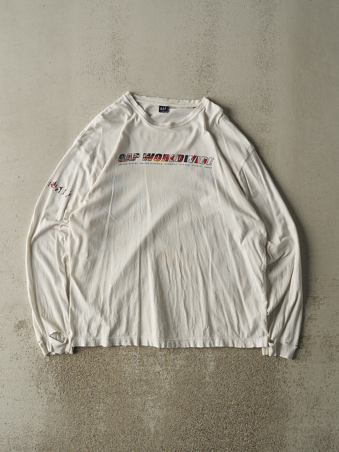 Vintage 90s White Gap Worldwide Long Sleeve (XL)