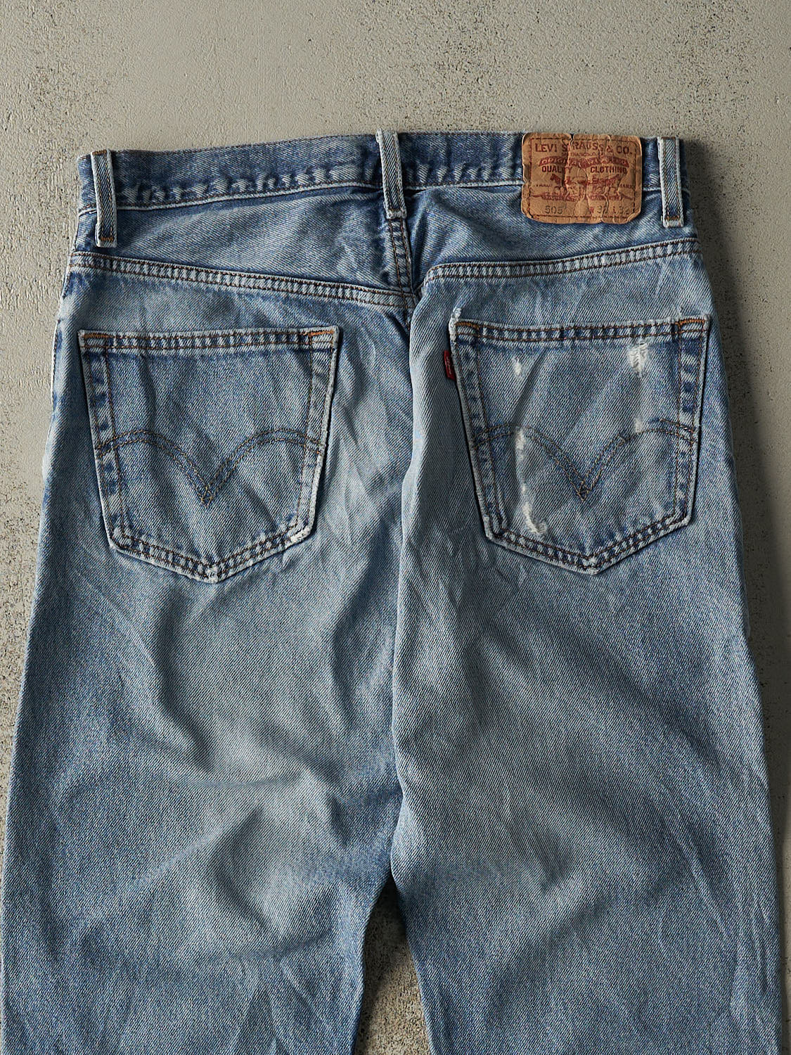 Vintage 90s Light Wash Levi's 505 Jeans (32x29)