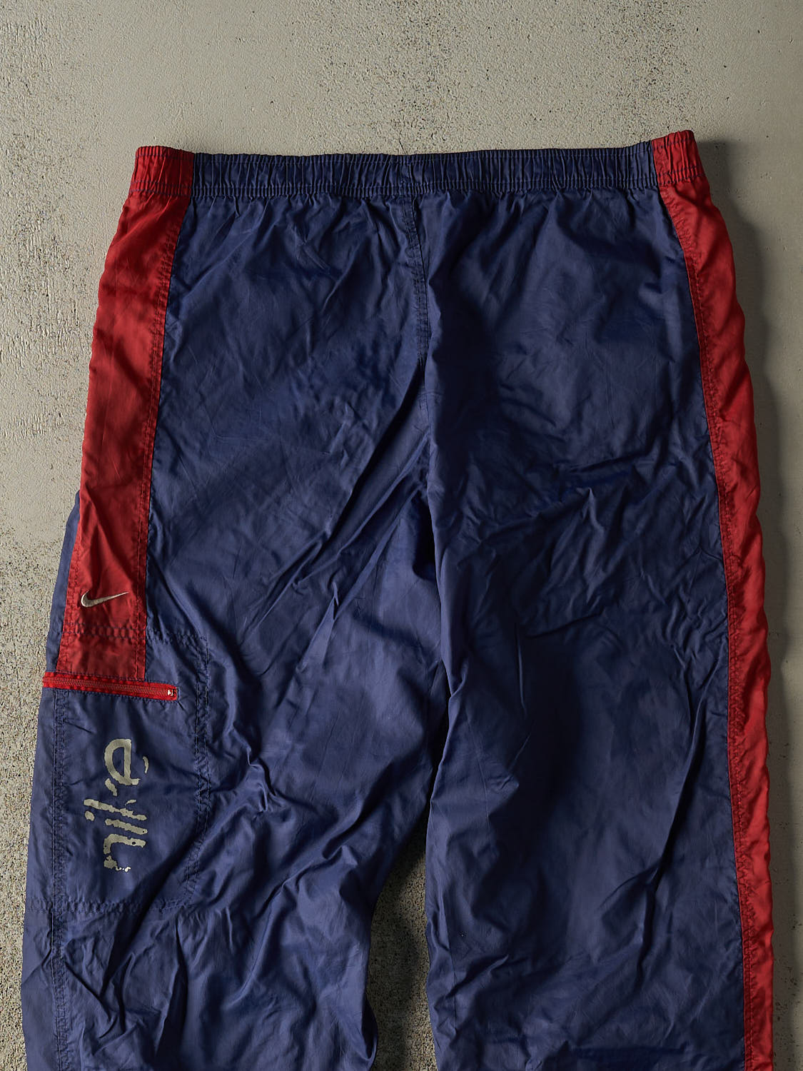 Vintage 90s Navy Blue & Red Nike Track Pants (32x29)