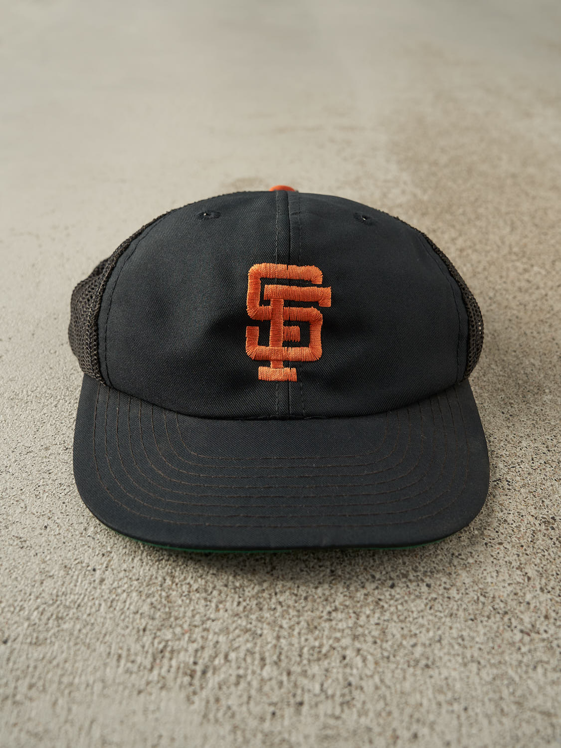 Vintage 80s Black San Francisco Giants Trucker (O/S)